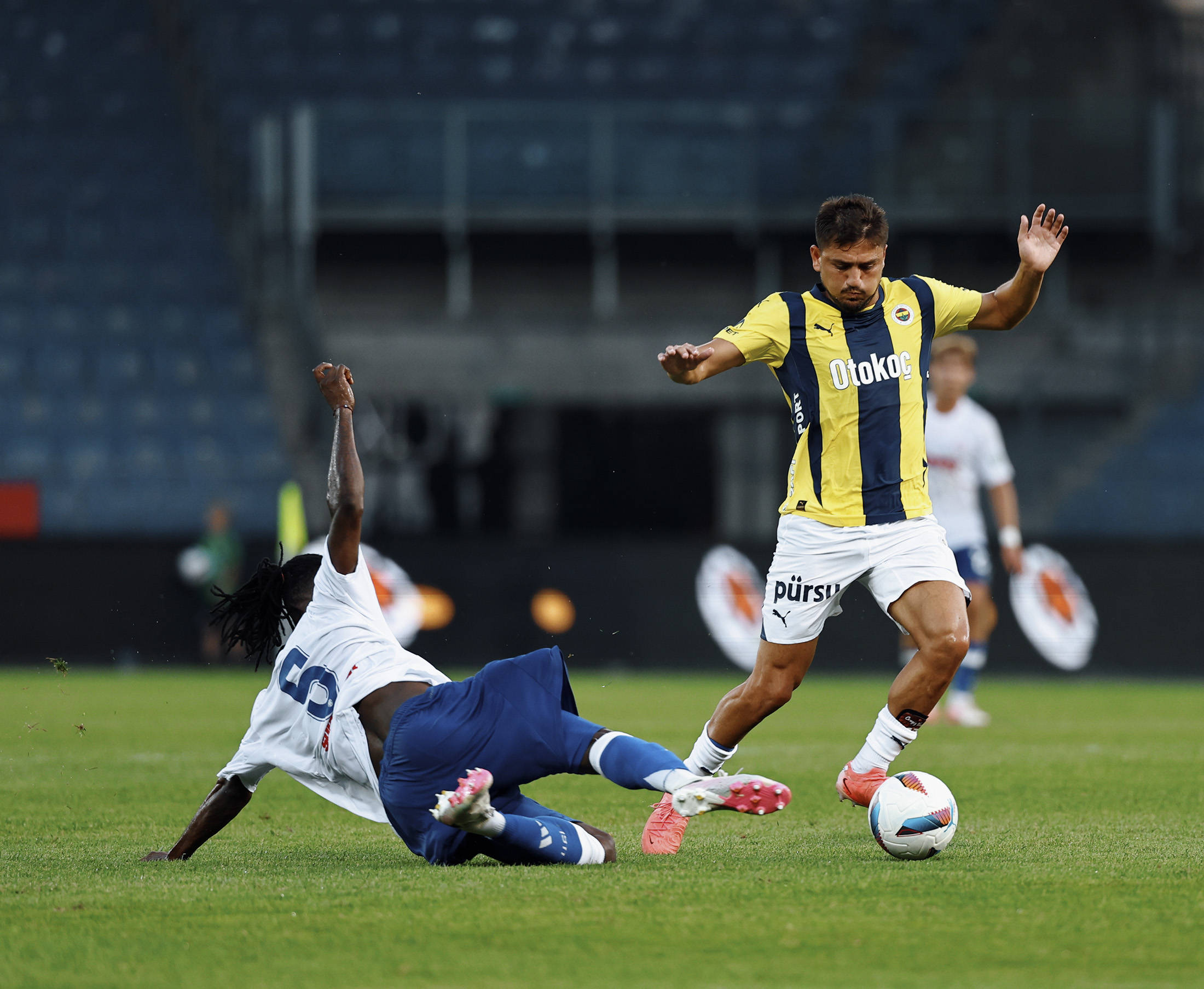  巴黎圣日耳曼比赛回放完整版视频 