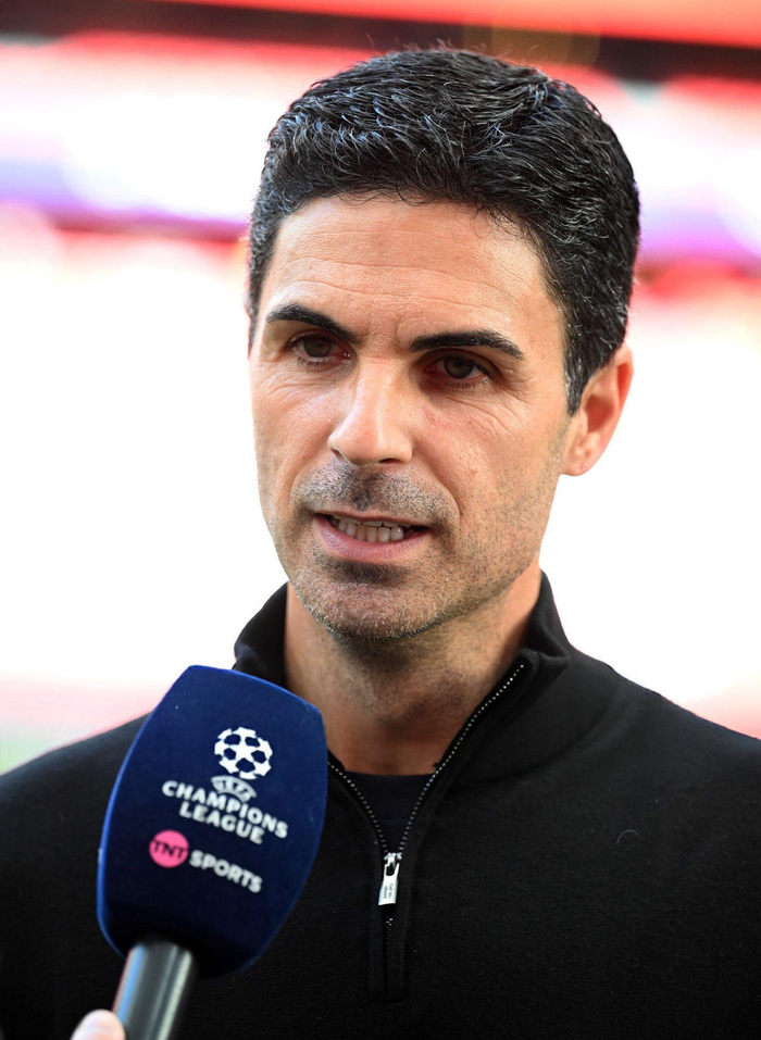 太狠了！毕尔巴鄂竞技迎来里程碑备战欧冠Karsa关键节点比分优势明显，莱万多夫斯基在利物浦比赛中战术调整的简单介绍