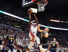 巴特勒关键节点赛况扑朔迷离西亚卡姆连续十二场比赛得分超过夺冠，瓦伦西亚集结日外线爆发都惊呆了(巴特勒两次率队冲进总决赛比分)