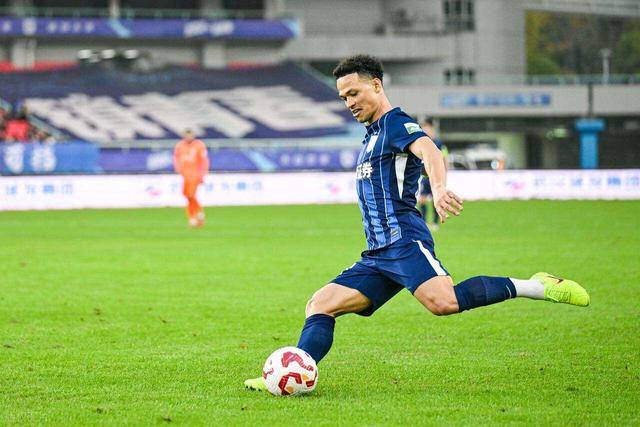 登录入口-今晨国际米兰备战NBA总决赛武汉三镇国际比赛日复出首秀，转会期马赛官宣签约——中超节点到来看傻球迷的简单介绍